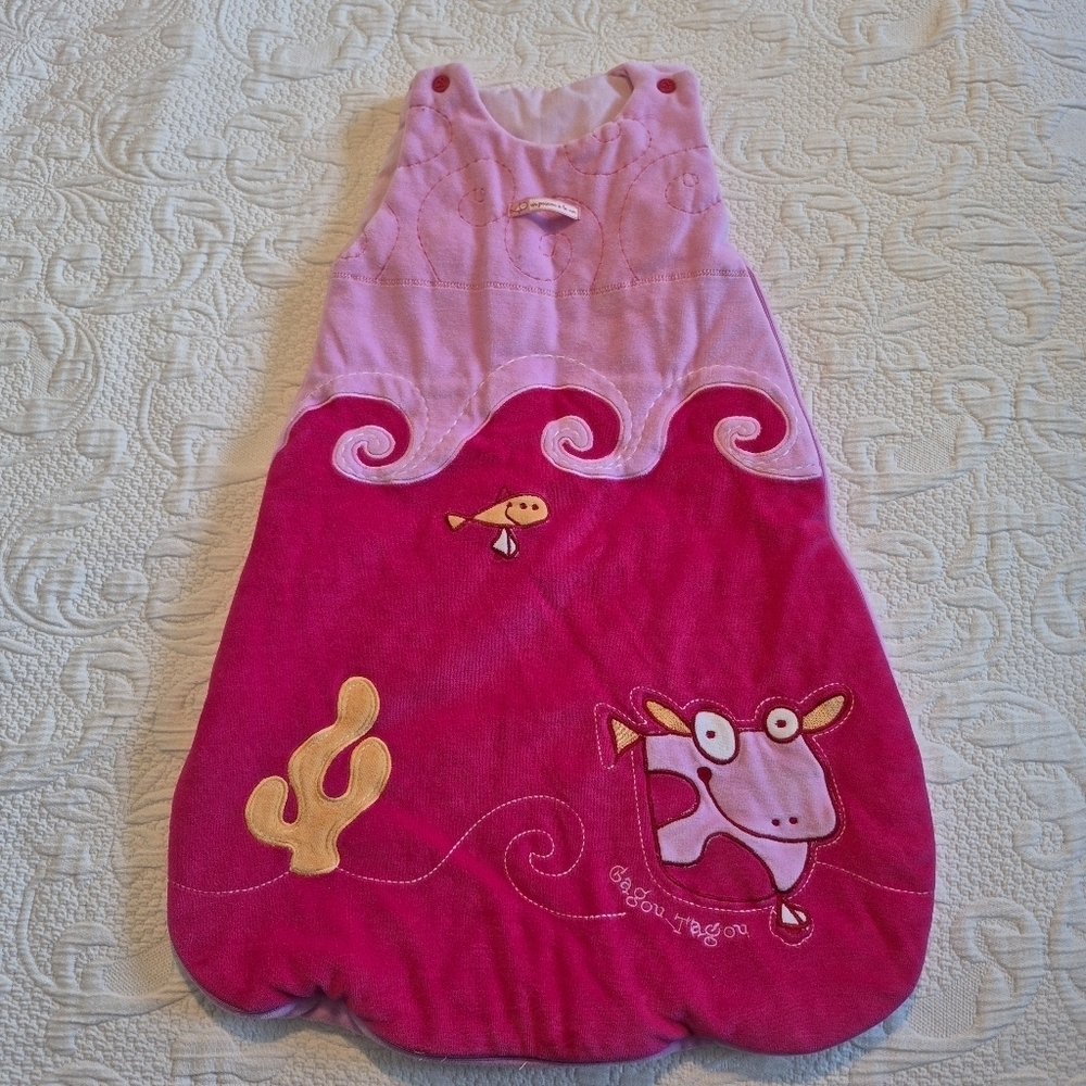 Gagou Tagou 0-6 months 2 tone pink sleep sack fun design VGUC padded